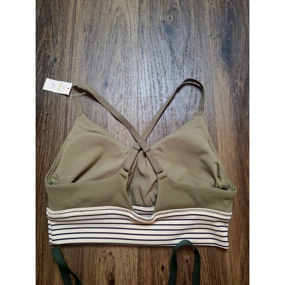 New 2 Aerie Bras - Picture 8 of 10